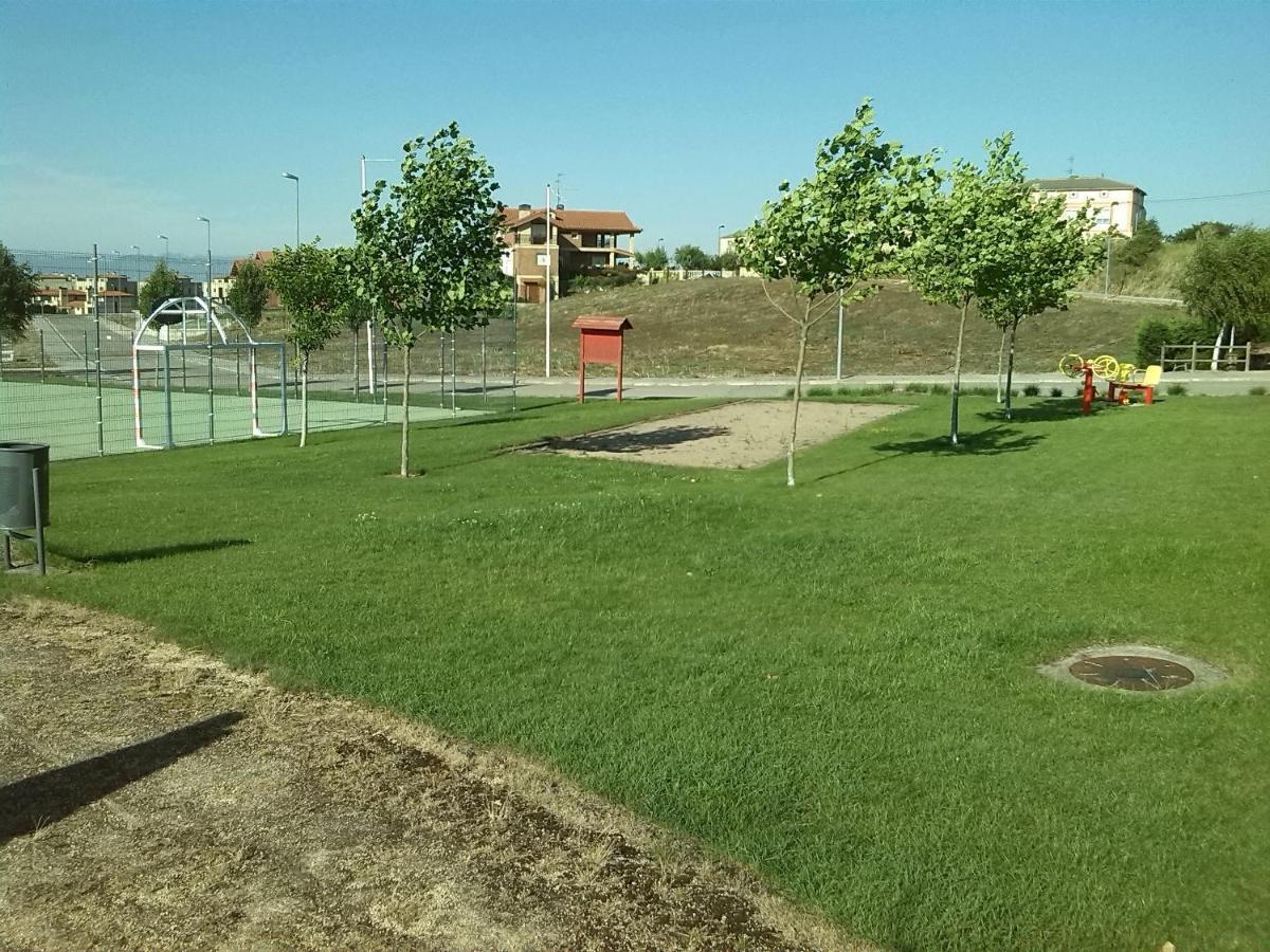 Apartamento Golf Buenas Vistas Cirueña Eksteriør bilde