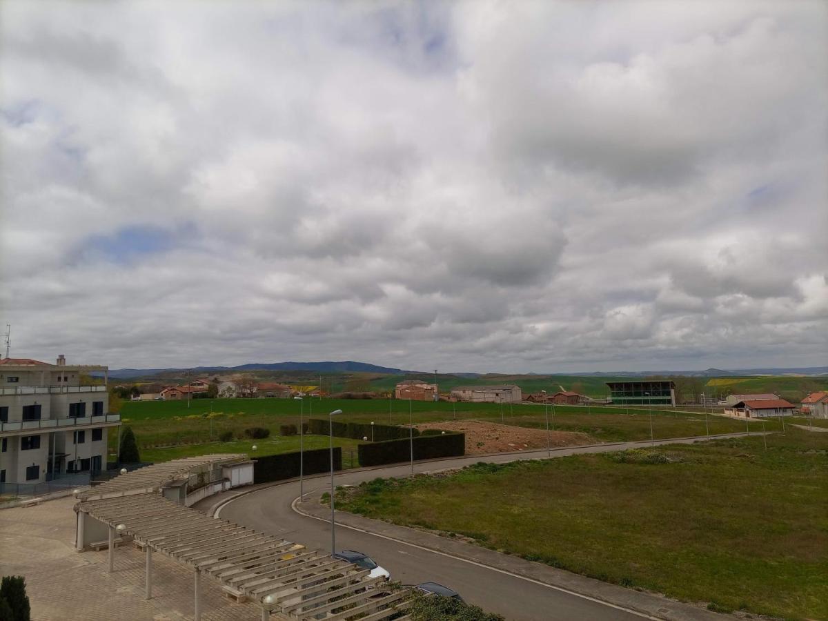 Apartamento Golf Buenas Vistas Cirueña Eksteriør bilde